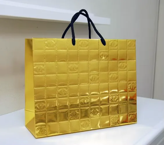 Branded luxury shopping bag - custom packaging Malta