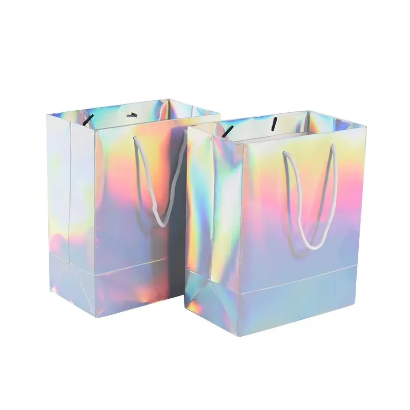 Holographic gift bag with iridescent finish - Malta