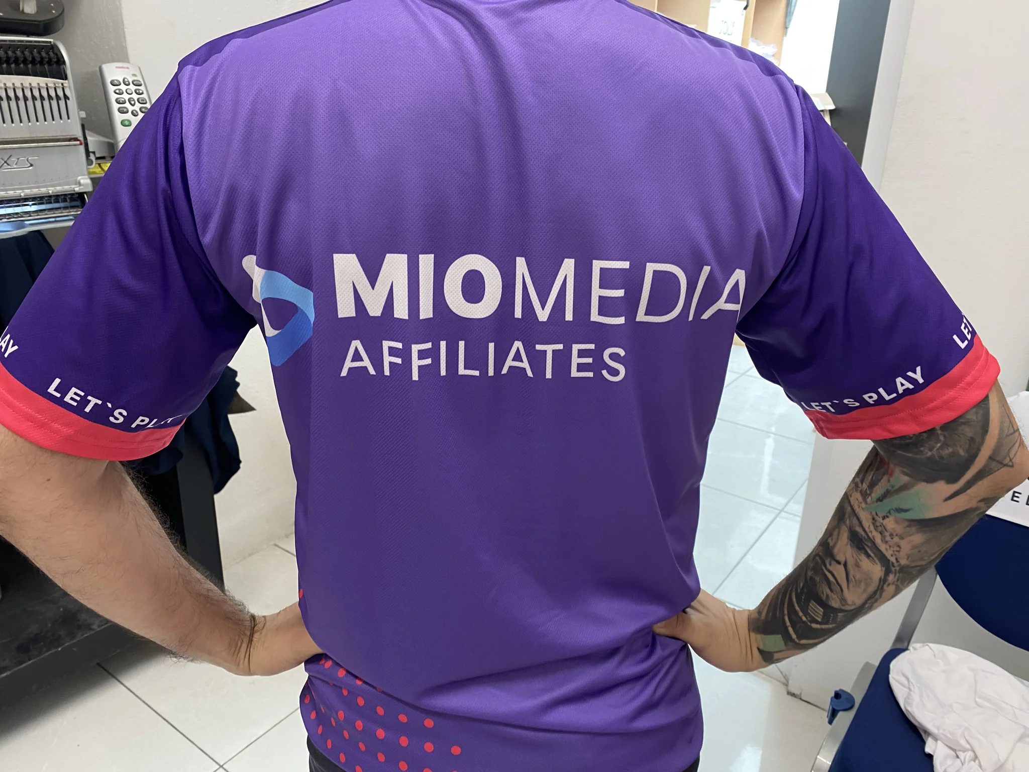 Direct t-shirt printing in Malta - DTG digital printing